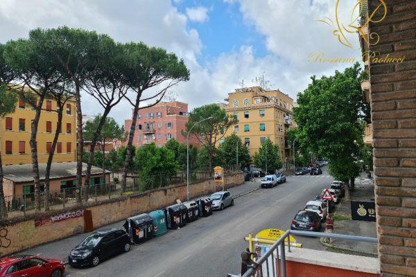 Locazione trilocale Via Opimiani E 1.100,00