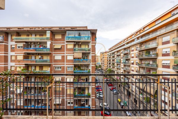 Vendita Via Tuscolana Euro 585.000,00